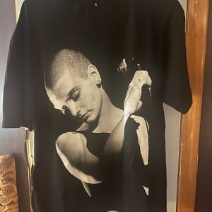 Black Graphic Men's T-Shirt